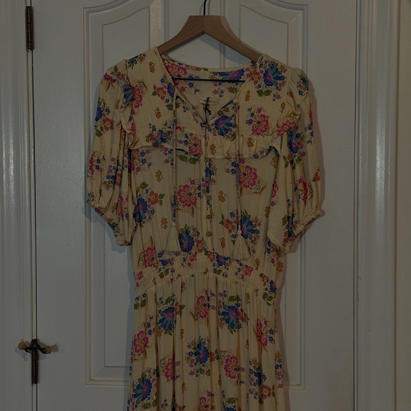 NWOT Spell | Soltice Tiered Ruffle Gown Size Large Floral Cream Boho Smocking - Picture 7 of 13